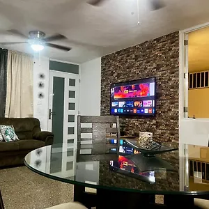 “lucor D-eight House” New Entire In The Town… Holiday home Rincon
